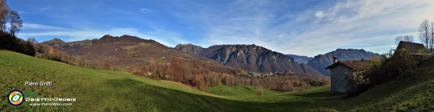 25 Dai verdi prati vista panoramica .jpg